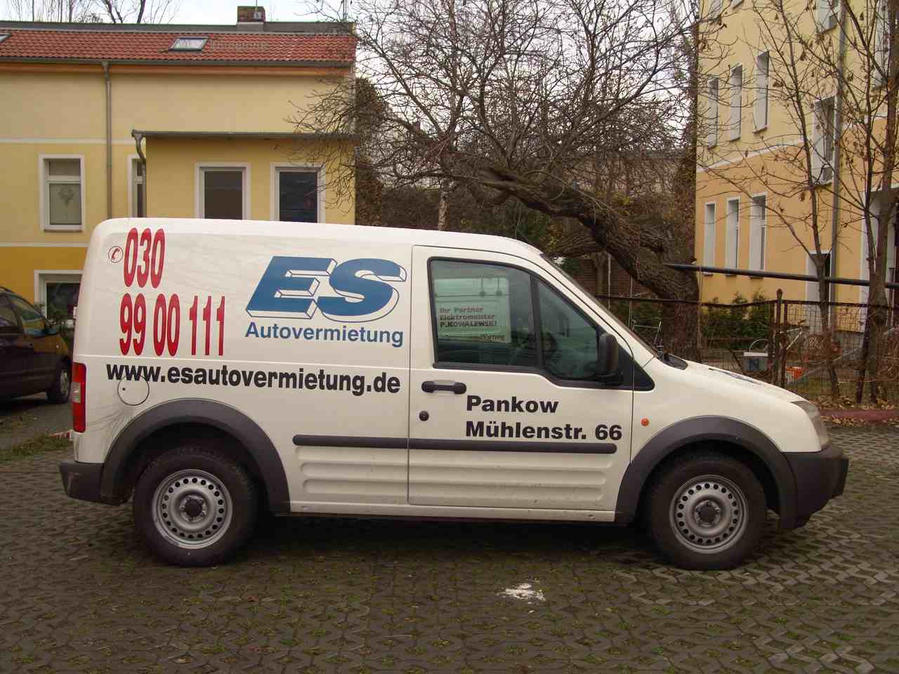 ES Autovermietung Berlin, LKW Ford Connect
